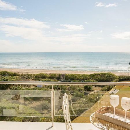 Gava Beach 1St Line 外观 照片