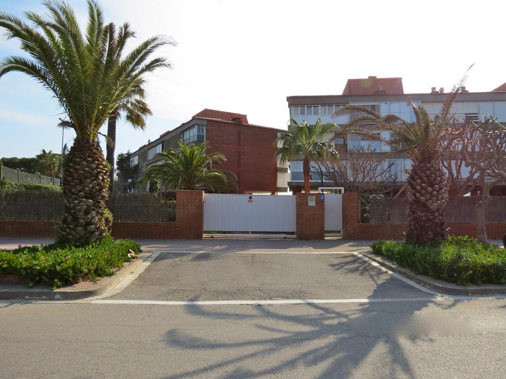 Gava Beach 1St Line 外观 照片